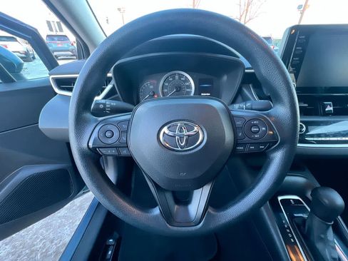 Used 2022 Toyota Corolla LE image 14