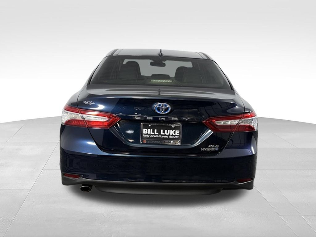 Used 2020 Toyota Camry XLE w/ Carpet Mat Package FWD image 8