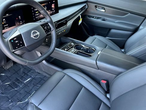 New 2025 Nissan Murano SV image 11