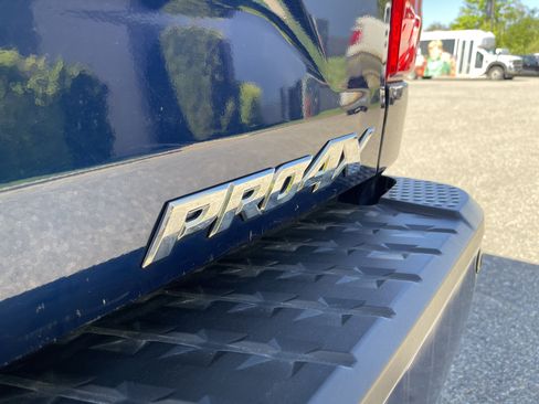 Used 2018 Nissan Titan PRO-4X AWD/4WD image 29
