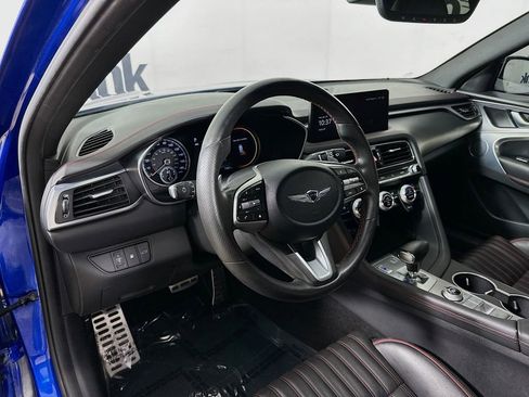 Used 2023 Genesis G70 2.0T w/ Sport Prestige Package RWD image 10