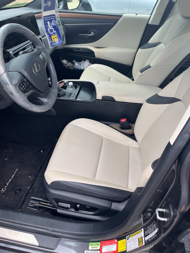 Used 2023 Lexus ES 350 w/ Premium Package FWD image 4