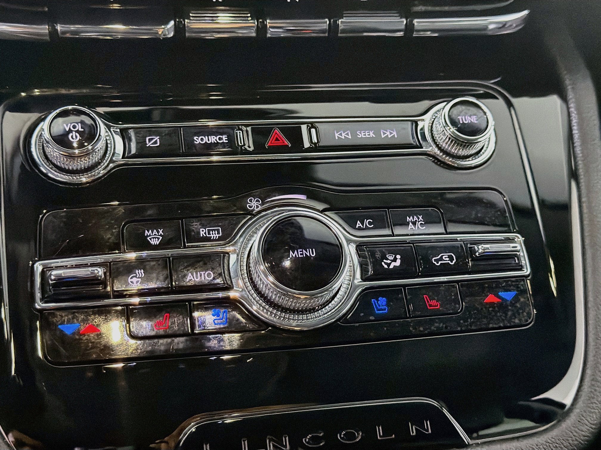 Used 2020 Lincoln Corsair FWD w/ Equipment Group 101A image 22