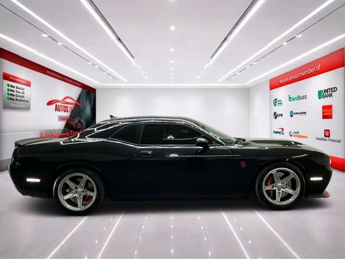 Used 2018 Dodge Challenger SRT Hellcat RWD image 9