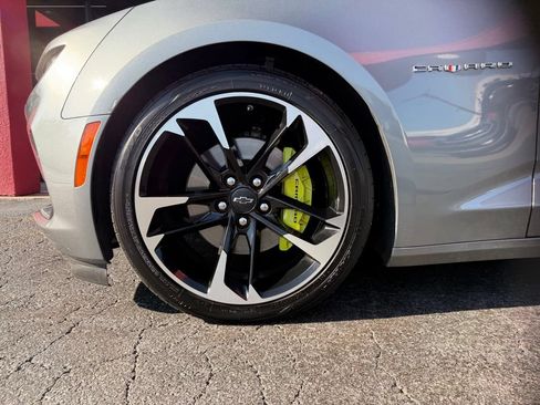 Used 2023 Chevrolet Camaro SS RWD image 7
