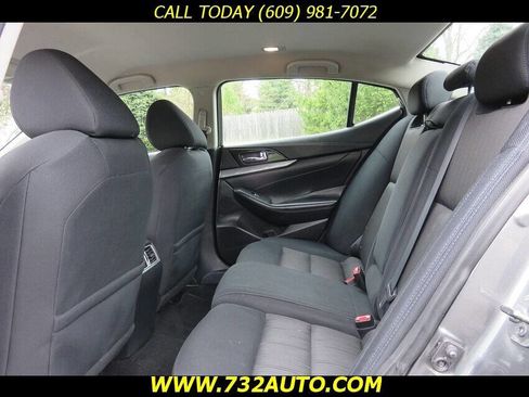 Used 2016 Nissan Maxima 3.5 S image 9