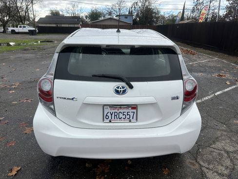 Used 2012 Toyota Prius C Four image 7