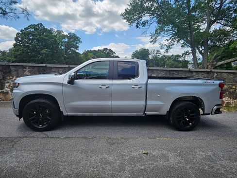 Used 2020 Chevrolet Silverado 1500 LT w/ Trailering Package AWD/4WD image 6
