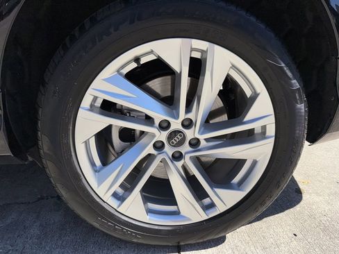 Used 2021 Audi Q7 3.0T Premium Plus image 43