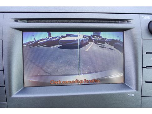 Used 2015 Toyota Prius Two FWD image 21