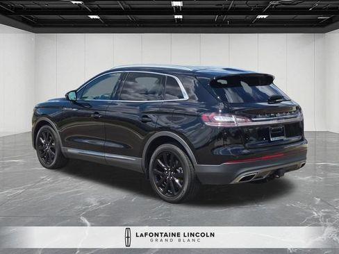 Used 2023 Lincoln Nautilus Reserve w/ Monochromatic Package AWD/4WD image 3
