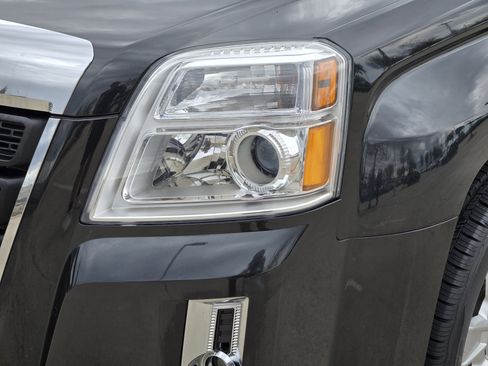 Used 2012 GMC Terrain SLE w/ LPO, Chrome Package image 9