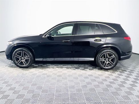 New 2026 Mercedes-Benz GLC 300 4MATIC image 3