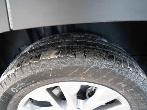 Used 2024 Toyota RAV4 XLE Premium w/ Weather Package image 31