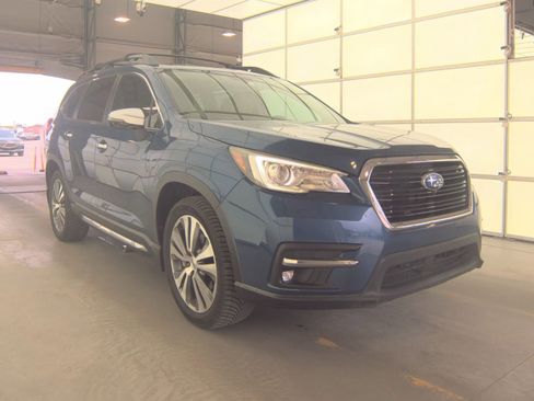Used 2019 Subaru Ascent Touring w/ Popular Package #3 image 4