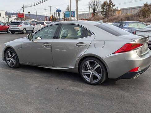 Used 2018 Lexus IS 300 AWD w/ Comfort Package image 16