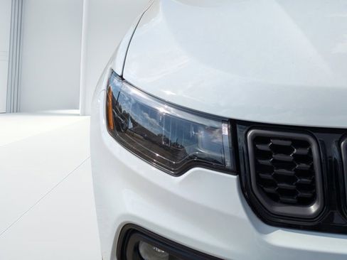 New 2026 Jeep Compass Latitude image 8