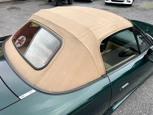 Used 2000 MAZDA MX-5 Miata RWD image 9