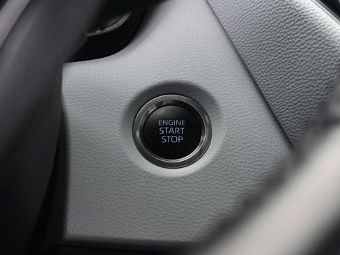 Used 2025 Toyota Corolla SE w/ SE Premium Package image 22