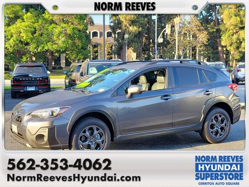 Used 2022 Subaru Crosstrek 2.5i Sport w/ Moonroof Package AWD/4WD image 1