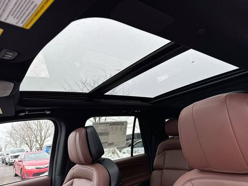 New 2026 Lincoln Navigator Reserve AWD/4WD image 20