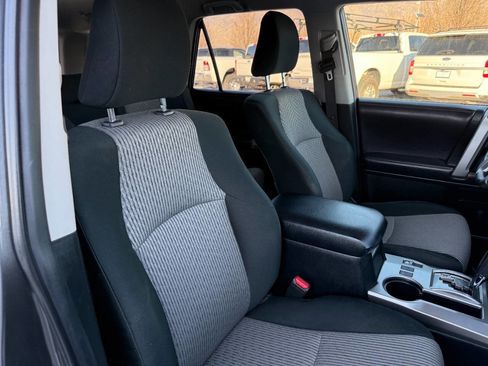 Used 2019 Toyota 4Runner SR5 AWD/4WD image 23