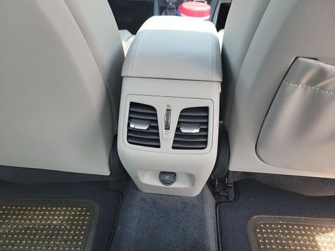 Used 2019 Hyundai Sonata Limited FWD image 13