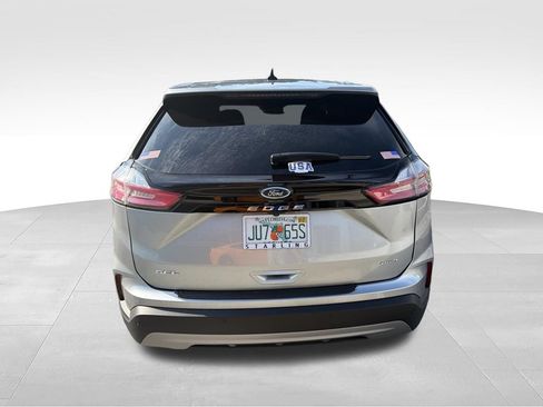 Used 2024 Ford Edge SEL AWD/4WD image 5