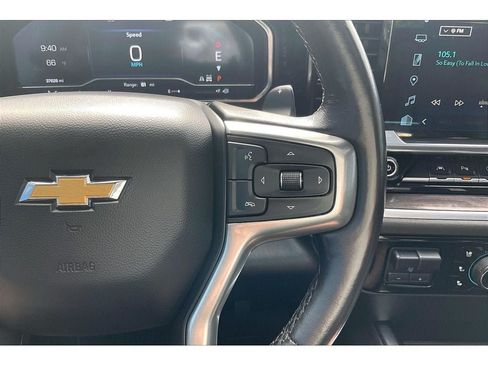 Used 2022 Chevrolet Silverado 1500 LTZ w/ LTZ Premium Package AWD/4WD image 21