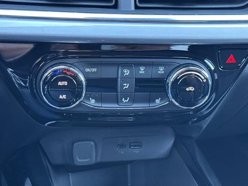 New 2026 Chevrolet Trax LT w/ Driver Confidence Package image 19