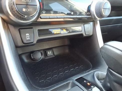 Used 2019 Toyota RAV4 XLE w/ All Weather Liner Package image 24