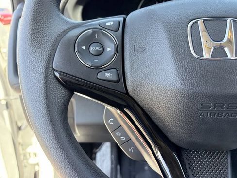 Used 2022 Honda HR-V EX image 22