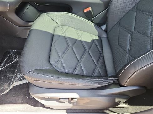 New 2025 Volkswagen Atlas Cross Sport SE image 25