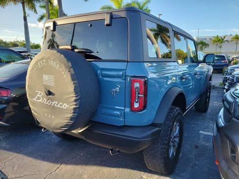 Used 2022 Ford Bronco Badlands AWD/4WD image 3