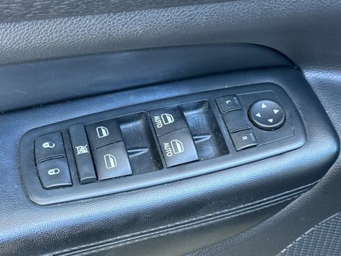 Used 2015 Jeep Grand Cherokee Laredo w/ Quick Order Package 23E AWD/4WD image 11