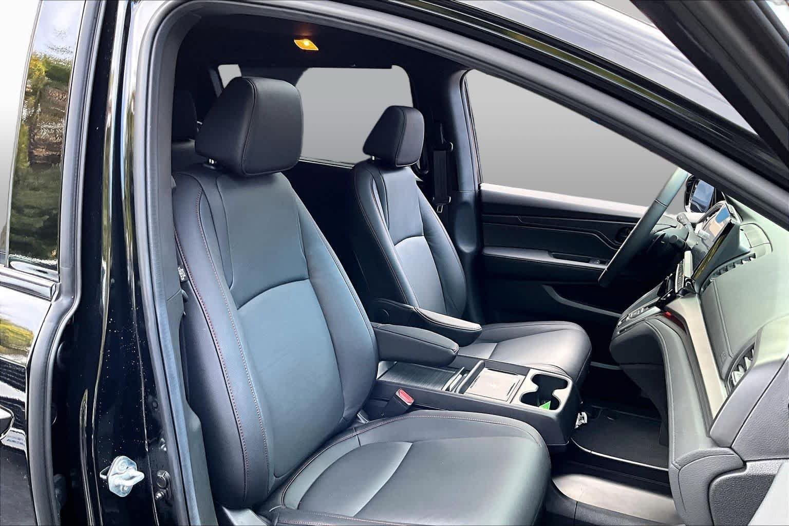 Certified 2026 Honda Odyssey Sport-L image 9
