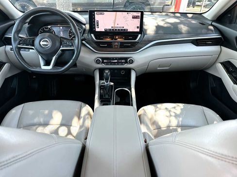 Used 2024 Nissan Altima 2.5 SL FWD image 25
