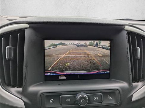 Used 2020 GMC Terrain SLE w/ Driver Convenience Package FWD image 18