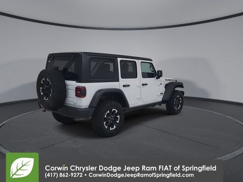 Certified 2025 Jeep Wrangler Unlimited Rubicon AWD/4WD image 16