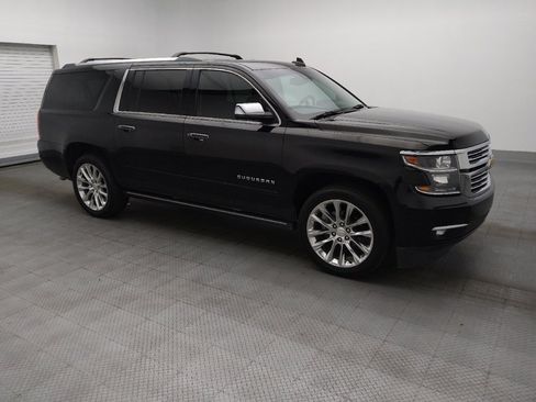 Used 2019 Chevrolet Suburban Premier w/ Premier Plus Edition image 11