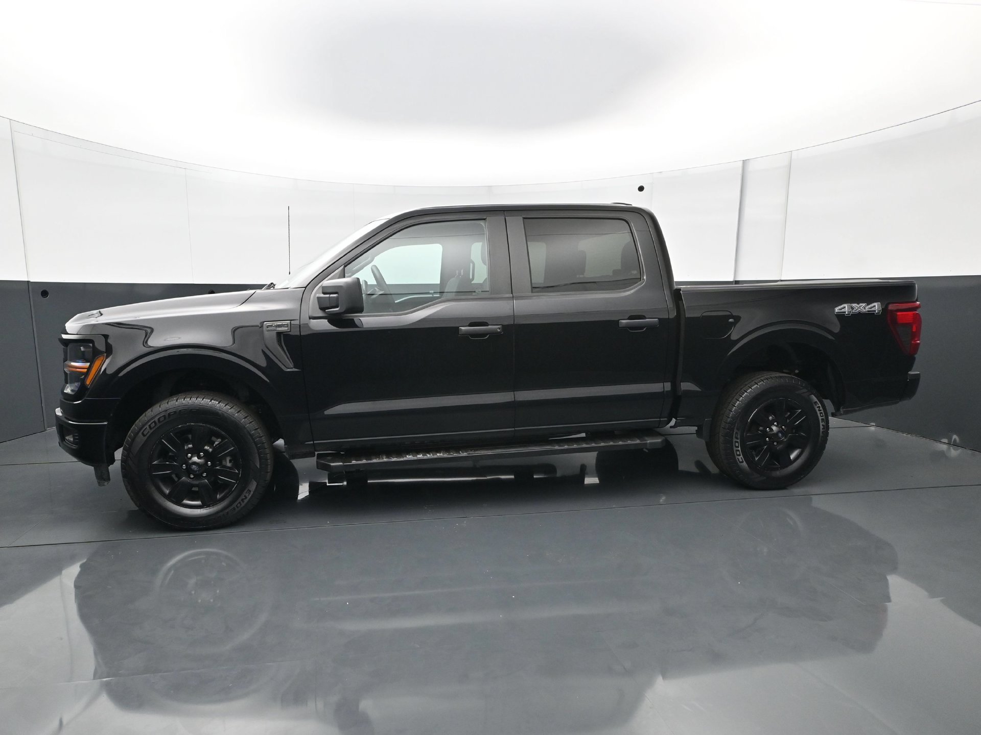 Used 2025 Ford F150 STX w/ STX Black Appearance Package AWD/4WD image 3