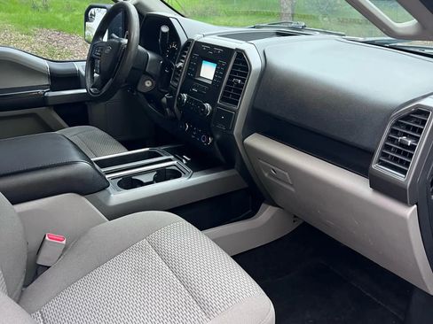 Used 2017 Ford F150 XLT w/ Trailer Tow Package image 17