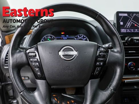 Used 2023 Nissan Armada SL w/ Captain's Chairs Package image 10