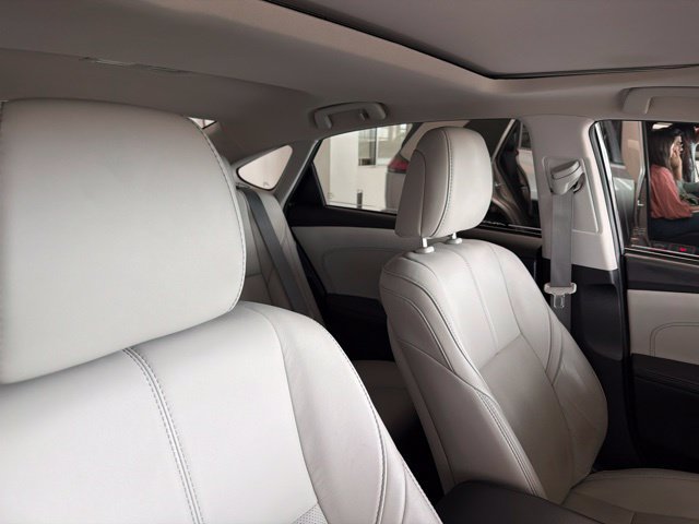 Used 2017 Toyota Avalon Limited FWD image 9