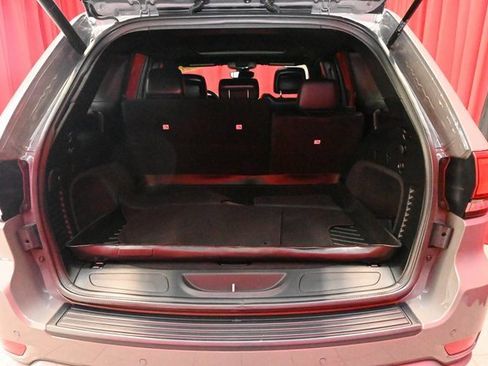Used 2020 Jeep Grand Cherokee Altitude image 7