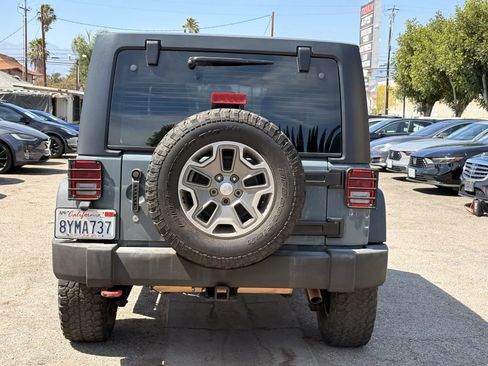 Used 2015 Jeep Wrangler Unlimited Sport w/ Connectivity Group AWD/4WD image 3