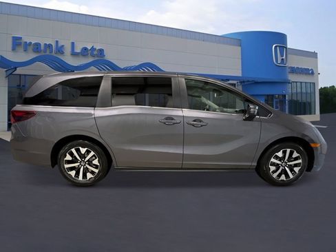 New 2026 Honda Odyssey EX-L image 7