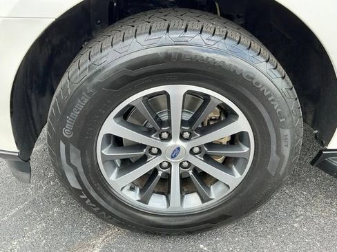 Used 2019 Ford Expedition XLT AWD/4WD image 9