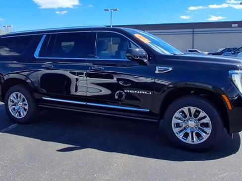 Certified 2026 GMC Yukon XL Denali w/ Sun & Power Step Package AWD/4WD image 5