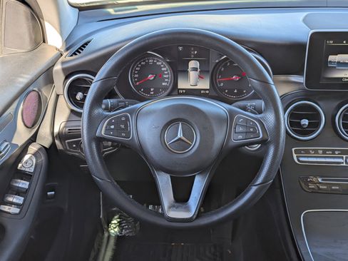 Used 2019 Mercedes-Benz GLC 300 image 16